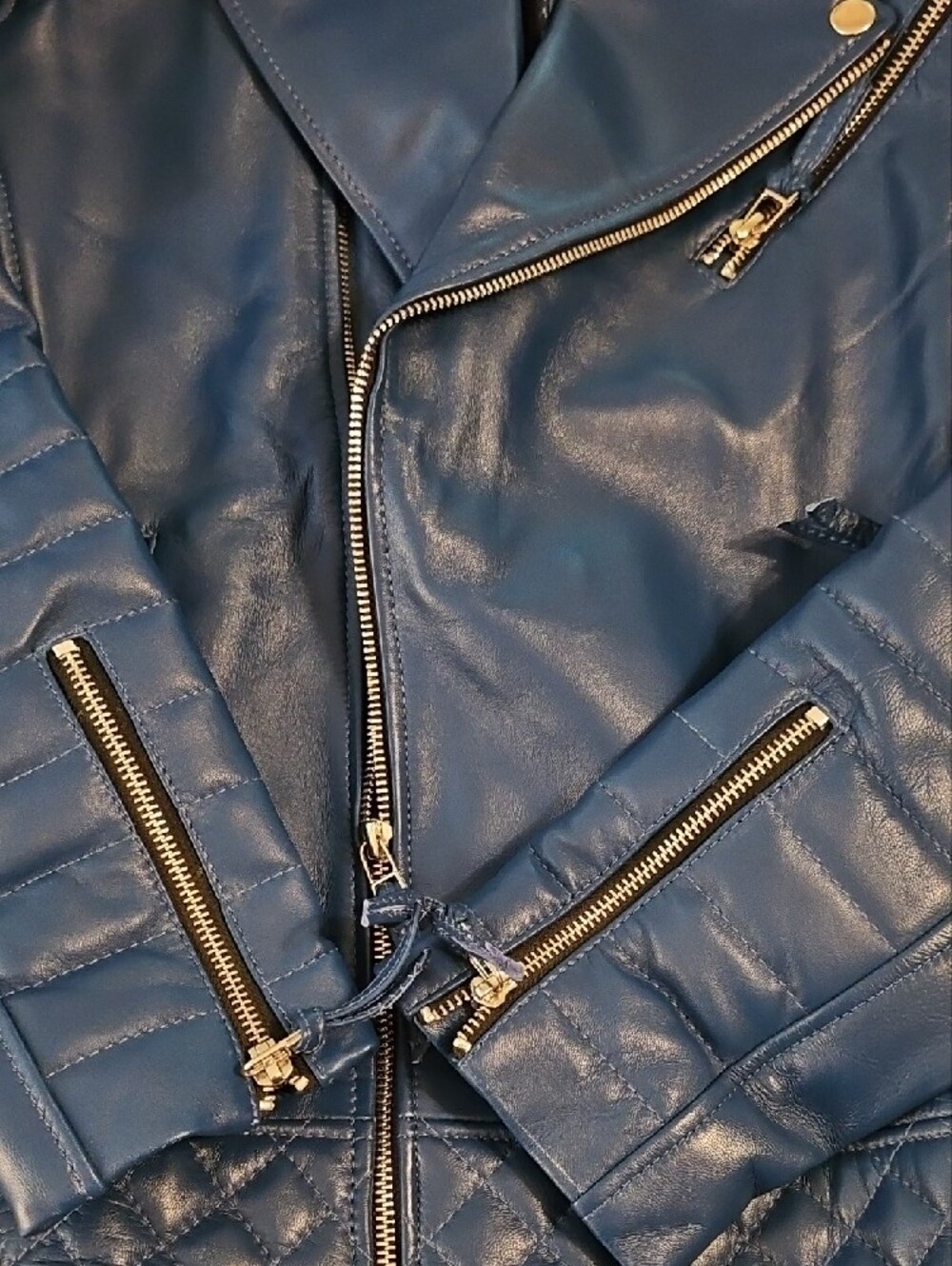 QC Leather- Quilted Biker/ Moto Jacket - Size M - Picture 11 of 12